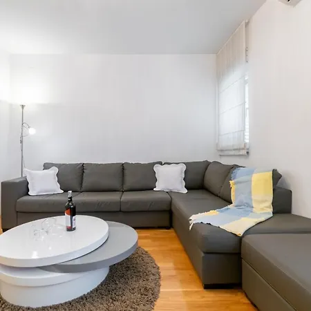 Prskalo マカルスカ