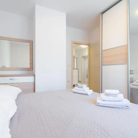 アパート Prskalo